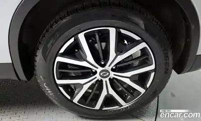 Renault QM6 2022 2.0 Автомат в Москве № 533359, миниатюра 4