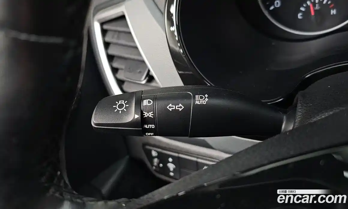 Kia Seltos 2023 1.6 Автомат в Москве № 534407, фото 17