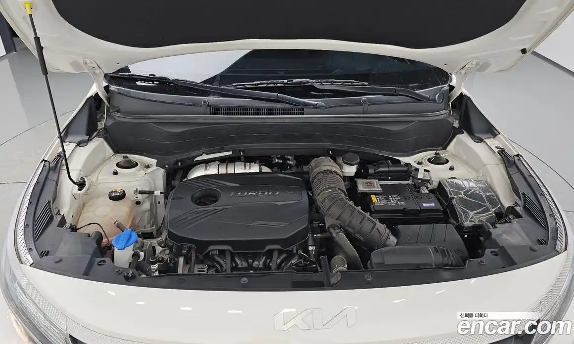 Kia Seltos 2023 1.6 Автомат в Москве № 534407, фото 5