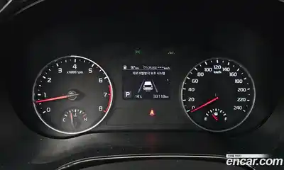 Kia Seltos 2023 1.6 Автомат в Москве № 534407, миниатюра 7