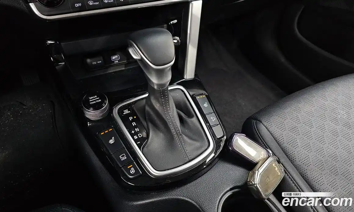 Kia Seltos 2023 1.6 Автомат в Москве № 534407, фото 8