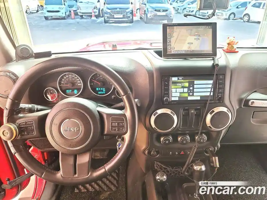 Jeep Wrangler 2014 2.8 Автомат в Москве № 535324, фото 12