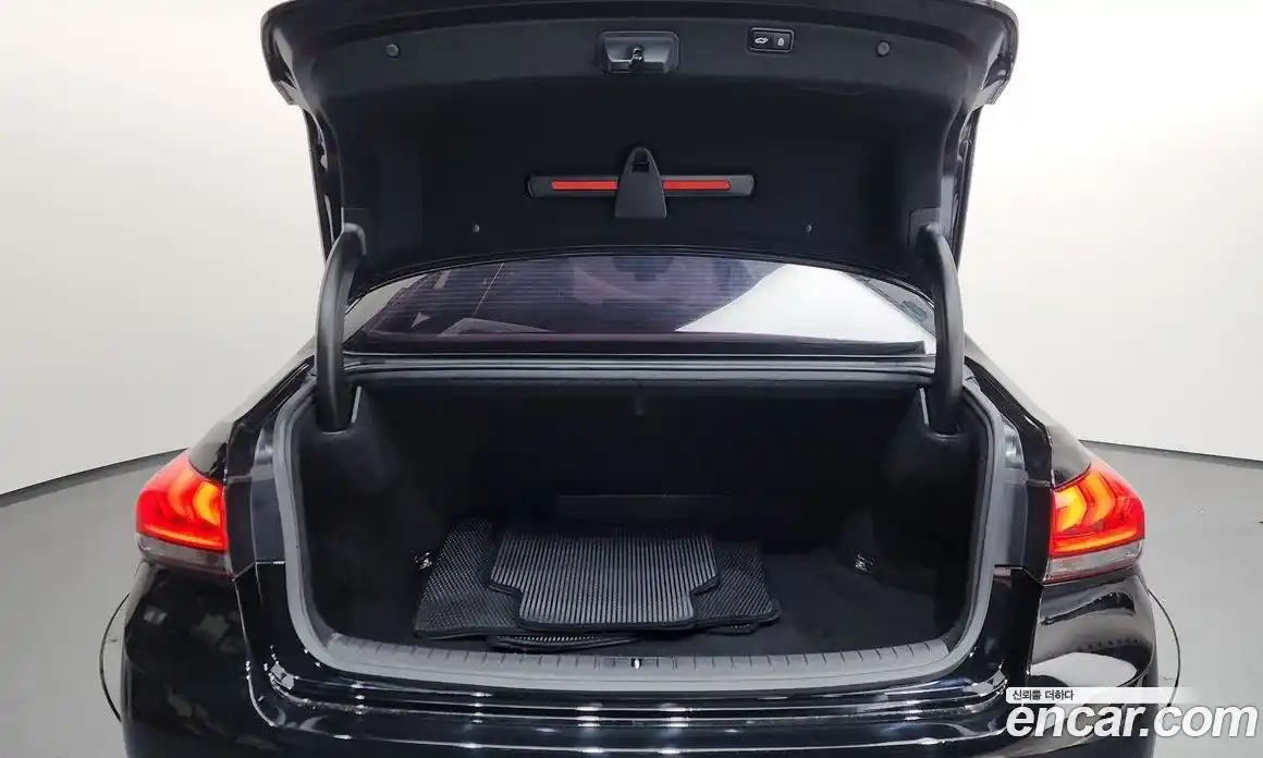 Genesis G80 2017 3.3 Автомат в Москве № 537226, фото 20