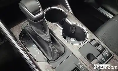 Toyota Highlander 2025 2.5 Автомат в Москве № 537816, миниатюра 7