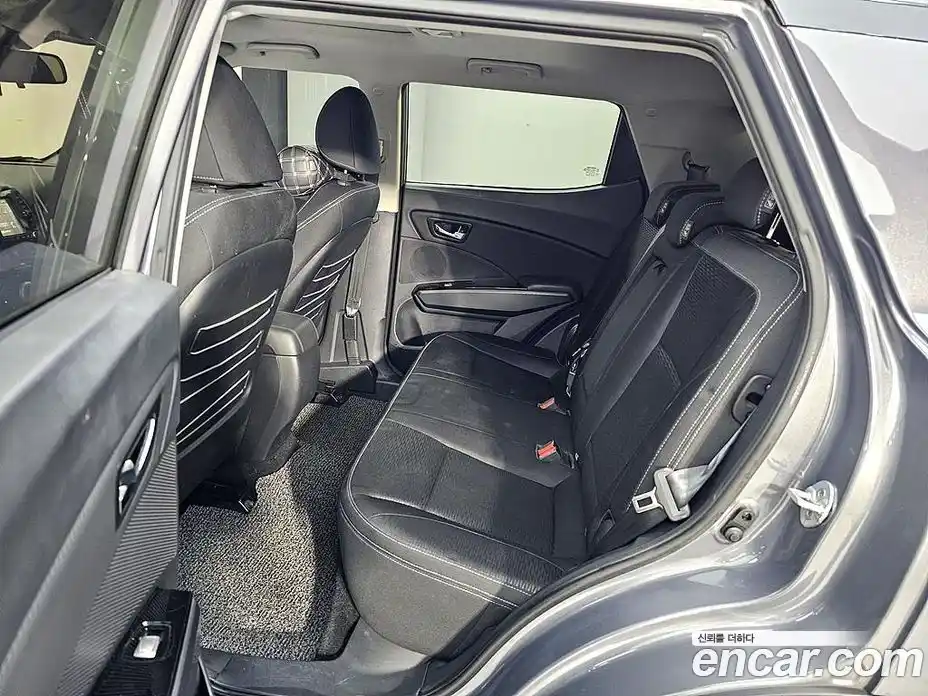 SsangYong TIBOLI 2017 1.6 Автомат в Москве № 539503, фото 9