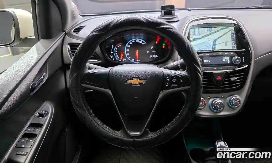 Chevrolet Spark 2018 1.0 Автомат в Москве № 539886, фото 13