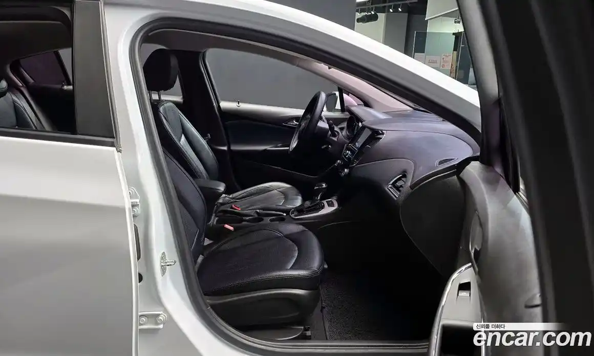 Chevrolet Cruze 2017 1.4 Автомат в Москве № 540124, фото 10