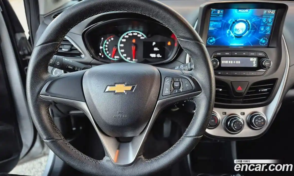 Chevrolet Spark 2016 1.0 Автомат в Москве № 540760, фото 13