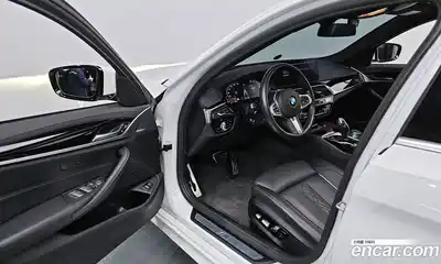 BMW 5-Series 2021 2.0 Автомат в Москве № 540997, миниатюра 11