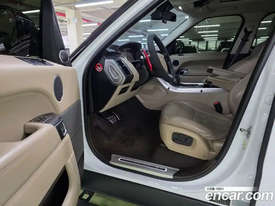 Land Rover Range-Rover Sport 2014 3.0 Автомат в Москве № 541514, фото 12