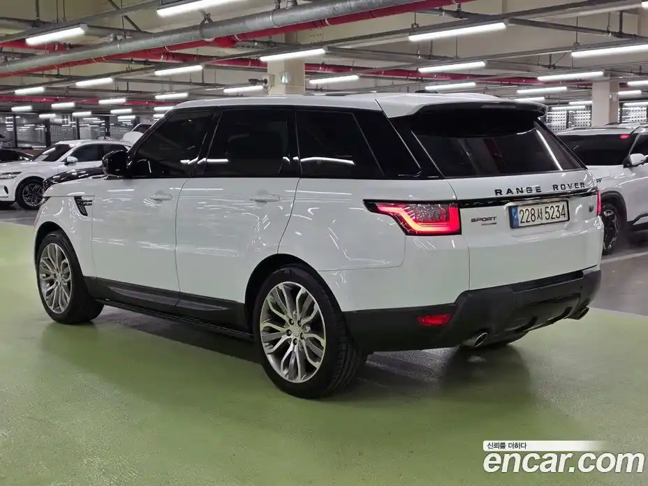 Land Rover Range-Rover Sport 2014 3.0 Автомат в Москве № 541514, фото 6
