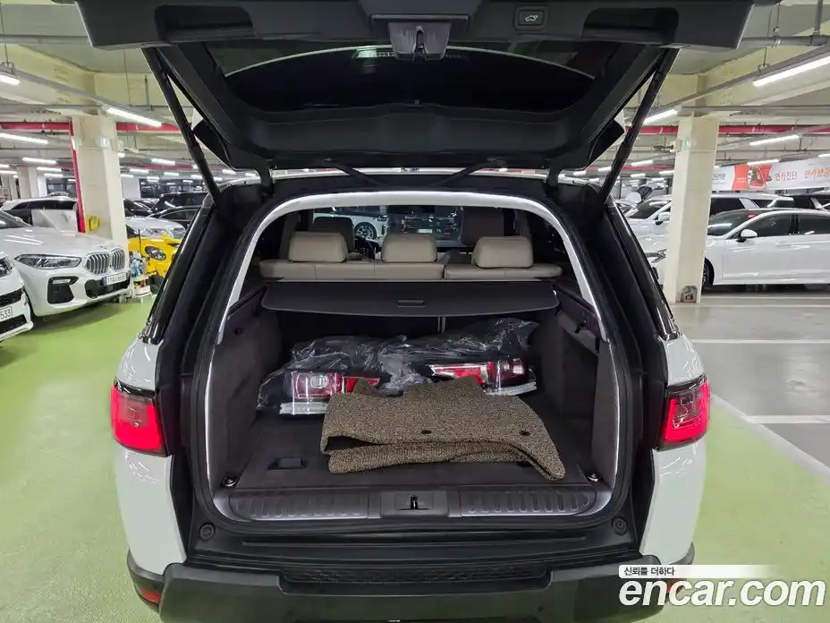 Land Rover Range-Rover Sport 2014 3.0 Автомат в Москве № 541514, фото 7