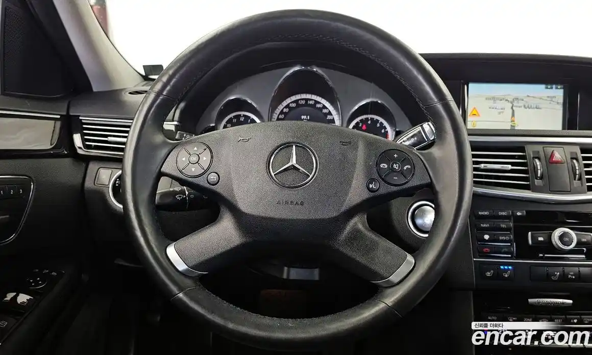 Mercedes-Benz E-Class 2011 3.5 Автомат в Москве № 542647, фото 13