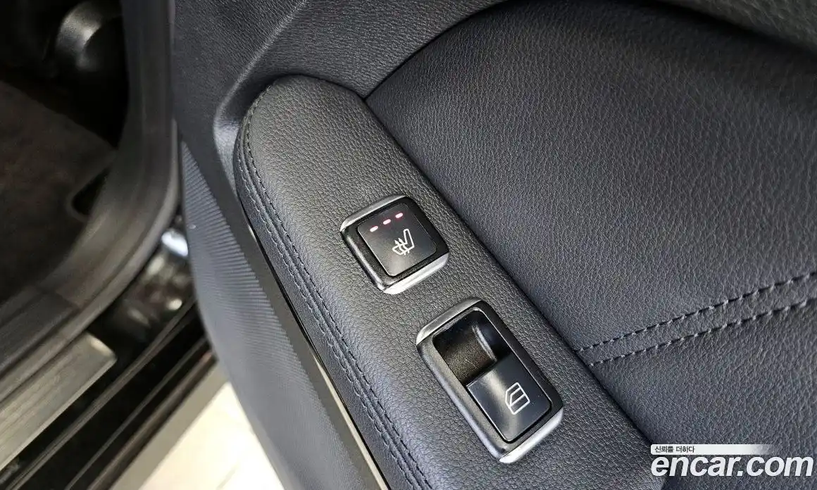 Mercedes-Benz E-Class 2011 3.5 Автомат в Москве № 542647, фото 19