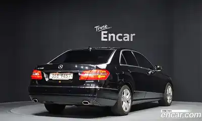 Mercedes-Benz E-Class 2011 3.5 Автомат в Москве № 542647, миниатюра 2