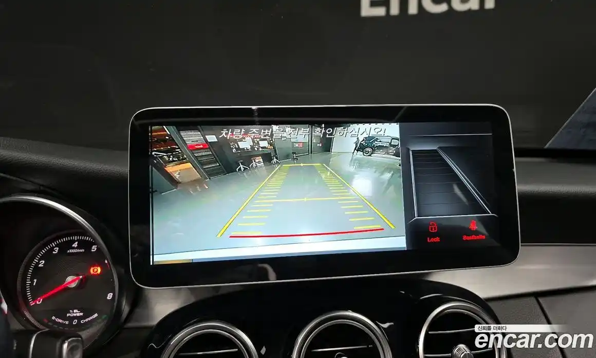 Mercedes-Benz C-Class 2018 2.0 Автомат в Москве № 542778, фото 15