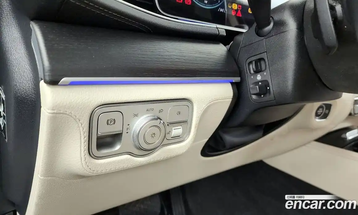 Mercedes-Benz GLE-Class 2023 3.0 Автомат в Москве № 543007, фото 16