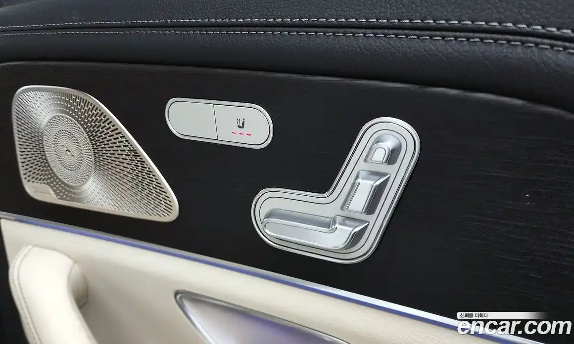 Mercedes-Benz GLE-Class 2023 3.0 Автомат в Москве № 543007, фото 19