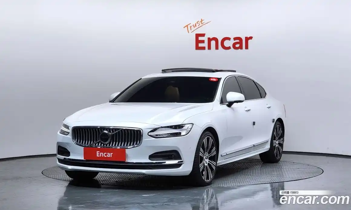 Volvo S90 2024 2.0 Автомат в Москве № 544975, фото 1