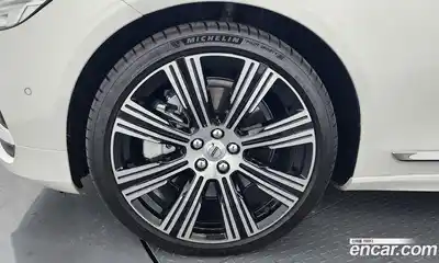 Volvo S90 2024 2.0 Автомат в Москве № 544975, миниатюра 5