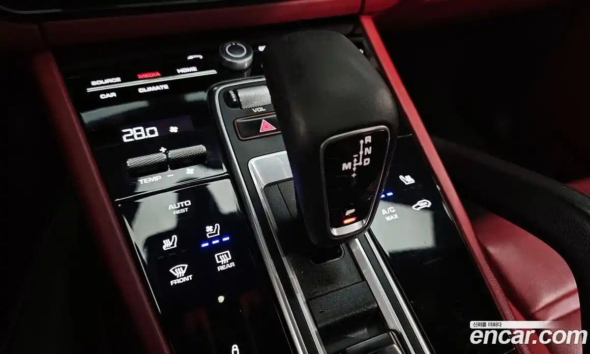 Porsche Cayenne 2021 3.0 Автомат в Москве № 545654, фото 9