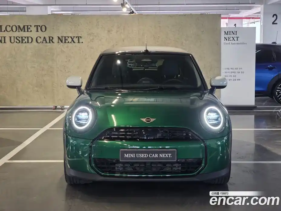 Mini Cooper Convertible 2025 2.0 Автомат в Москве № 546713, фото 3