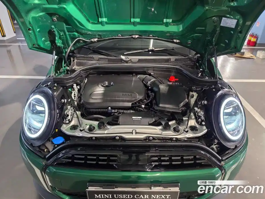 Mini Cooper Convertible 2025 2.0 Автомат в Москве № 546713, фото 6