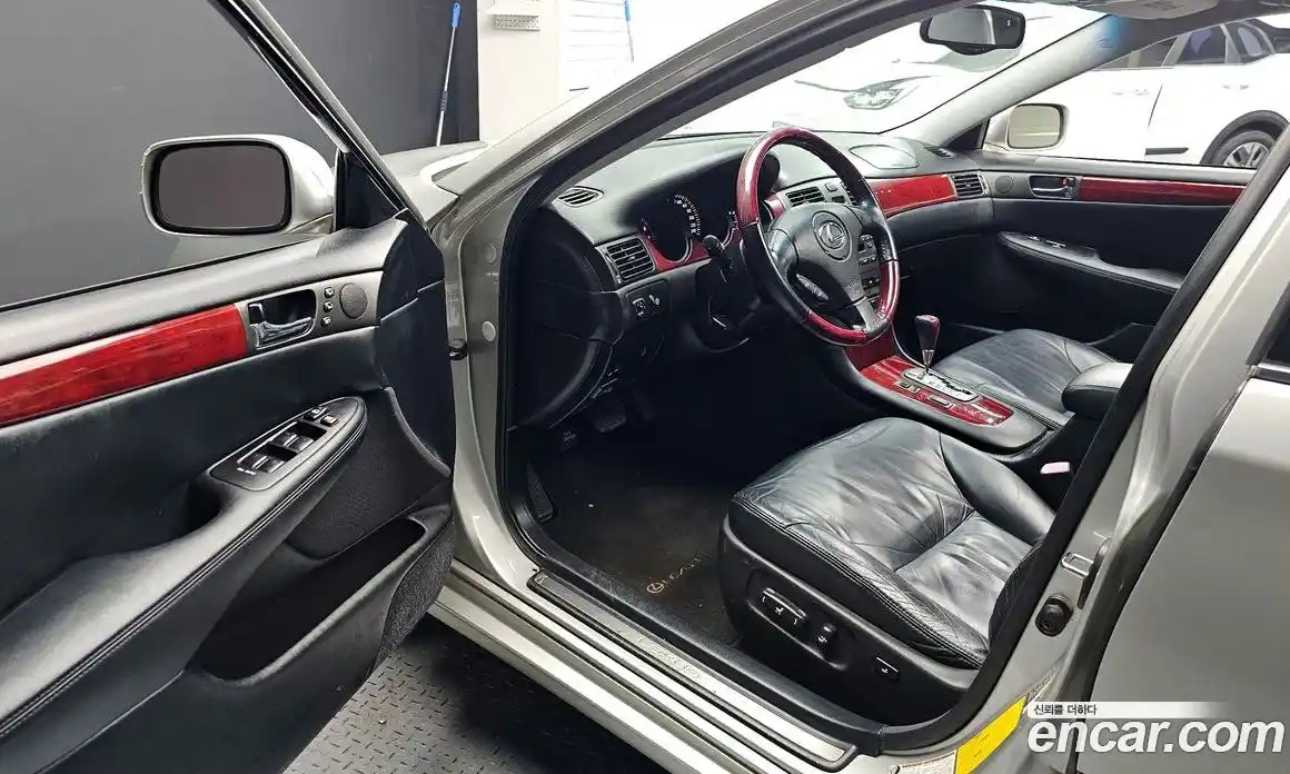 Lexus ES 2004 3.3 Автомат в Москве № 547050, фото 10