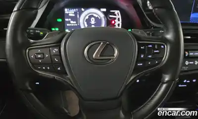 Lexus ES 2022 2.5 Автомат в Москве № 547143, миниатюра 6