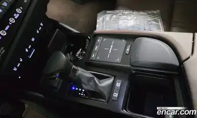 Lexus ES 2022 2.5 Автомат в Москве № 547143, миниатюра 10