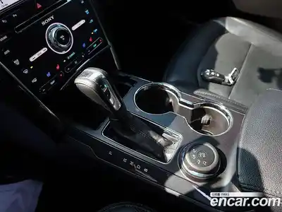 Ford Explorer 2017 2.3 Автомат в Москве № 547534, миниатюра 12