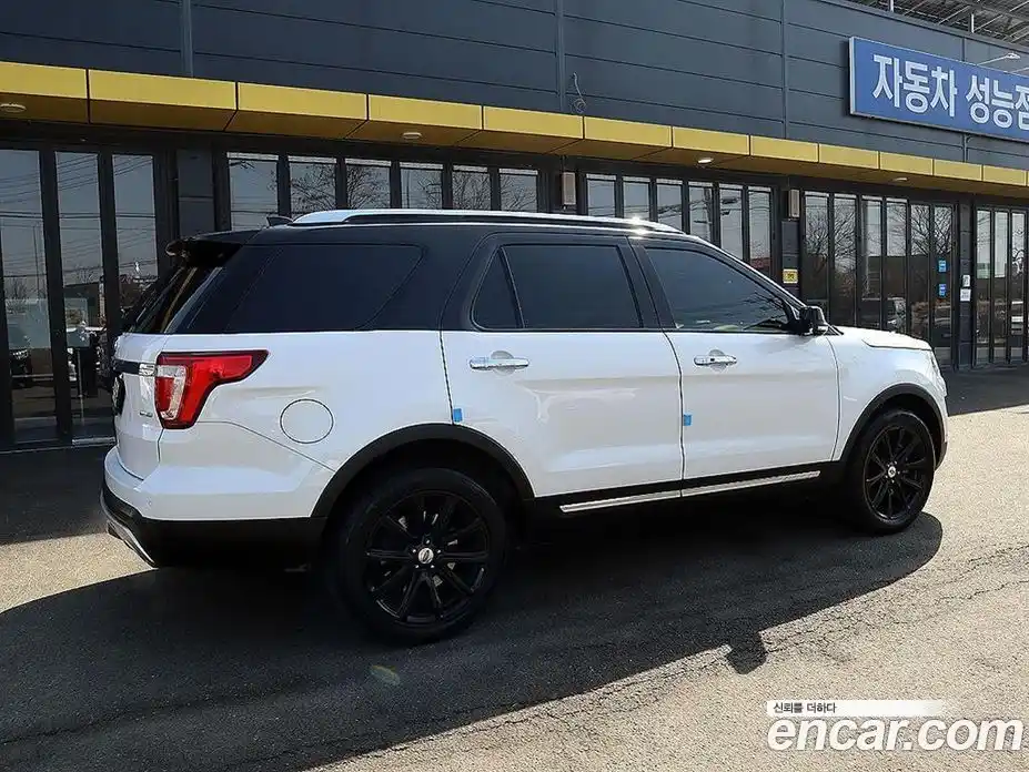 Ford Explorer 2017 2.3 Автомат в Москве № 547534, фото 3