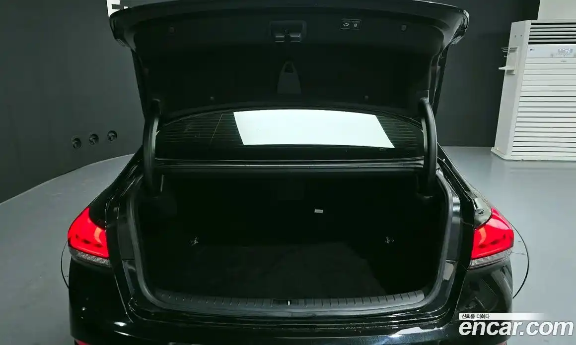 Genesis G80 2018 3.3 Автомат в Москве № 56507, фото 15