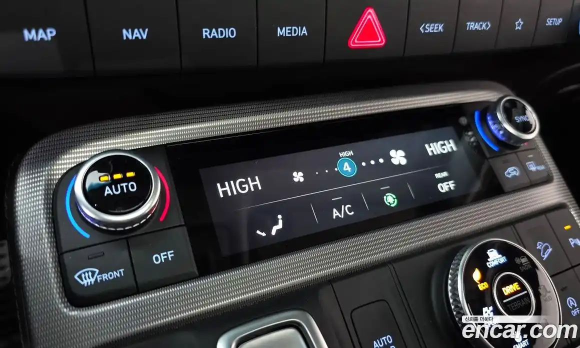 Hyundai Palisade 2024 2.2 Автомат в Москве № 86412, фото 17