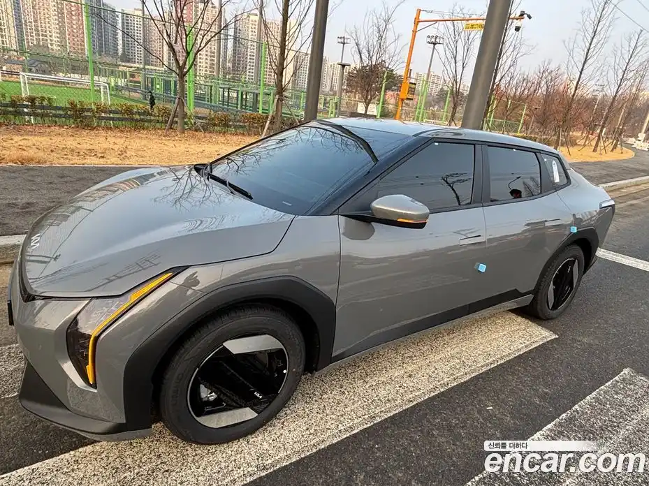 Kia EV4 2026 Автомат в Москве № 10152, фото 1