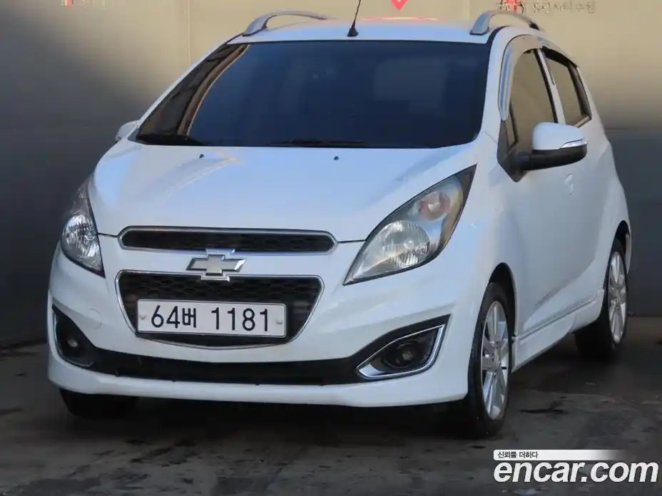 Chevrolet Spark 2014 1.0 Автомат в Москве № 104036, фото 1