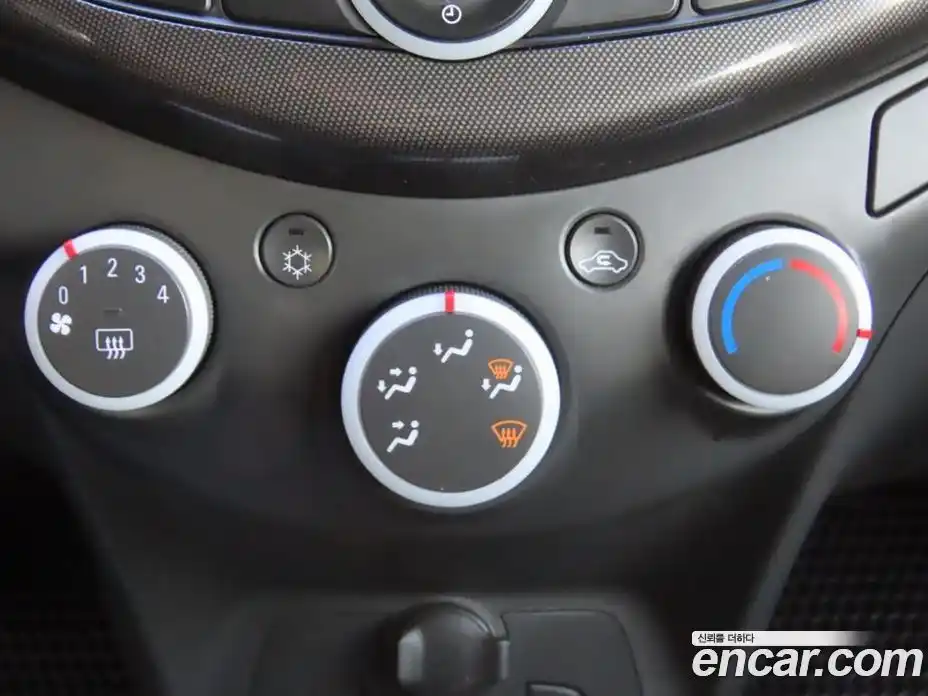 Chevrolet Spark 2014 1.0 Автомат в Москве № 104036, фото 14