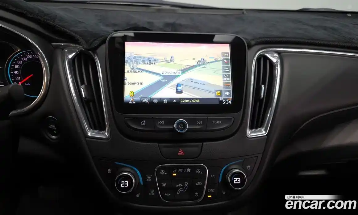 Chevrolet Malibu 2017 2.0 Автомат в Москве № 104371, фото 13