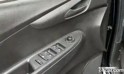 Chevrolet Spark 2020 1.0 Автомат в Москве № 105824, миниатюра 10