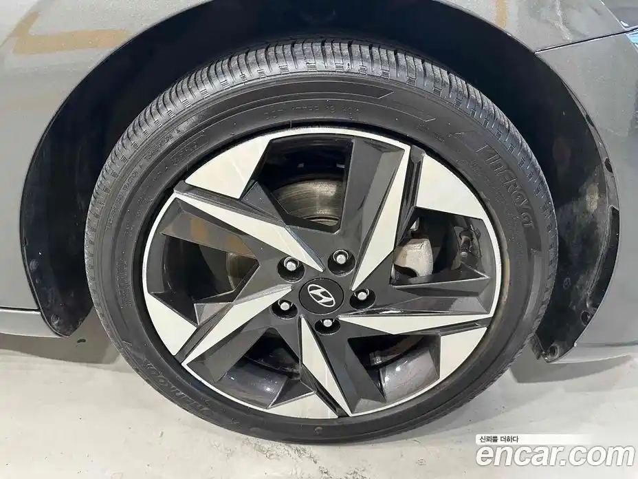 Hyundai Avante 2021 1.6 Автомат в Москве № 110298, фото 20