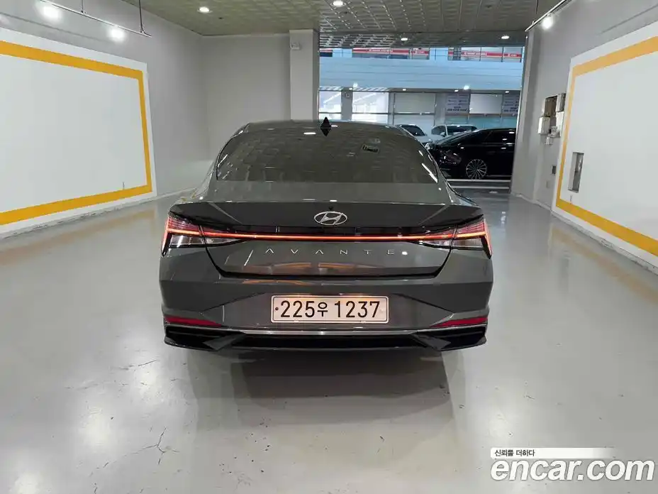 Hyundai Avante 2021 1.6 Автомат в Москве № 110298, фото 4