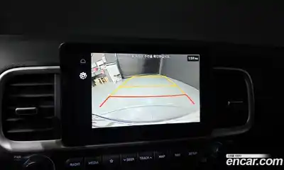 Hyundai Venue 2021 1.6 Автомат в Москве № 115284, миниатюра 9