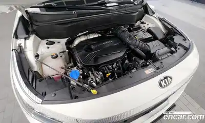 Kia Seltos 2022 1.6 Автомат в Москве № 122144, миниатюра 6