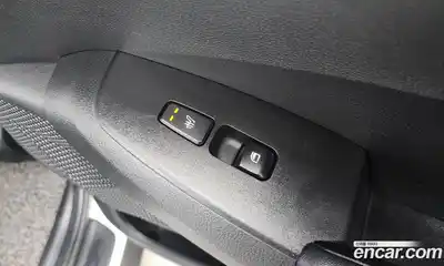 Kia Seltos 2022 1.6 Автомат в Москве № 122144, миниатюра 9