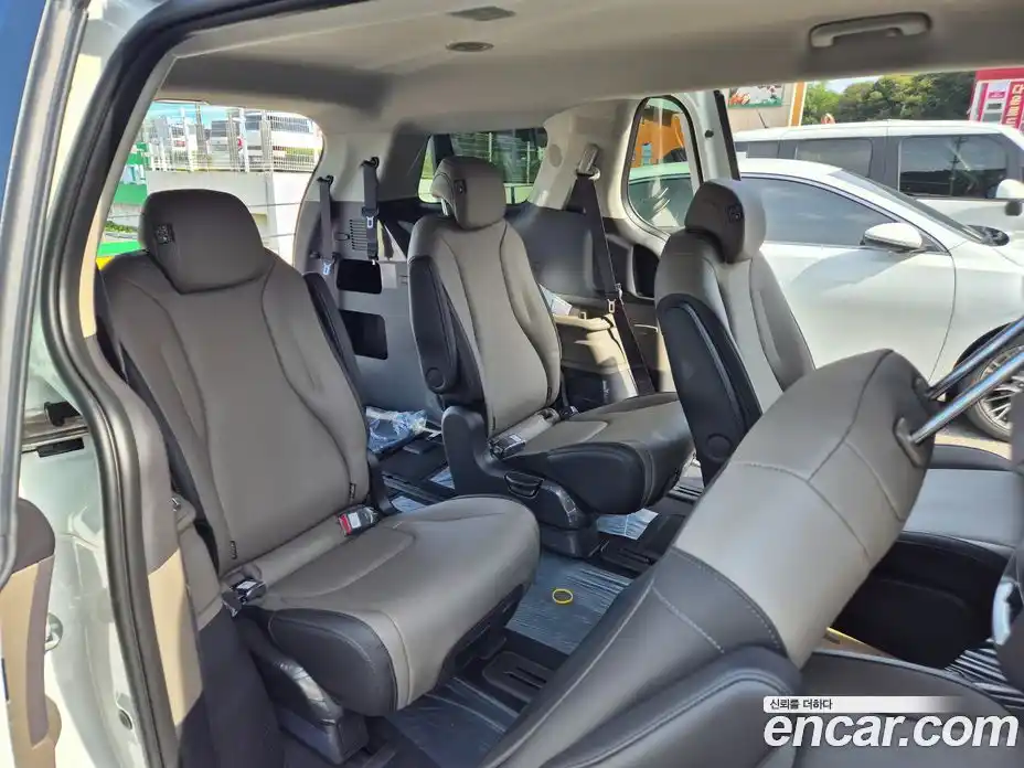 Kia Canival 2026 1.6 Автомат в Москве № 123705, фото 6