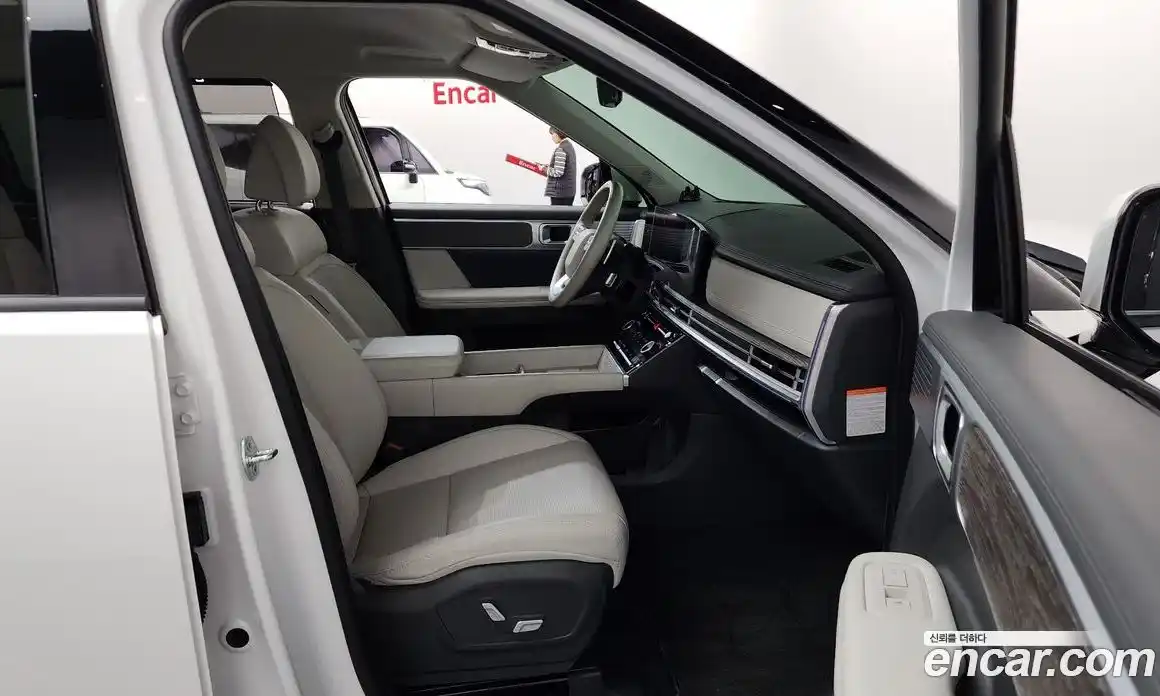 Hyundai Santa Fe 2024 1.6 Автомат в Москве № 125288, фото 7