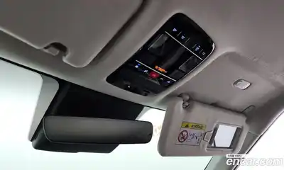 Hyundai Santa Fe 2024 1.6 Автомат в Москве № 125288, миниатюра 8