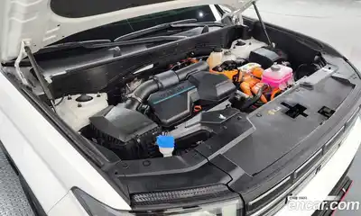 Hyundai Santa Fe 2024 1.6 Автомат в Москве № 125288, миниатюра 9