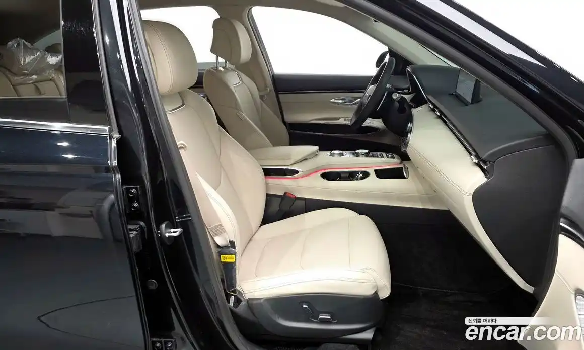 Genesis GV70 2023 2.5 Автомат в Москве № 12931, фото 11