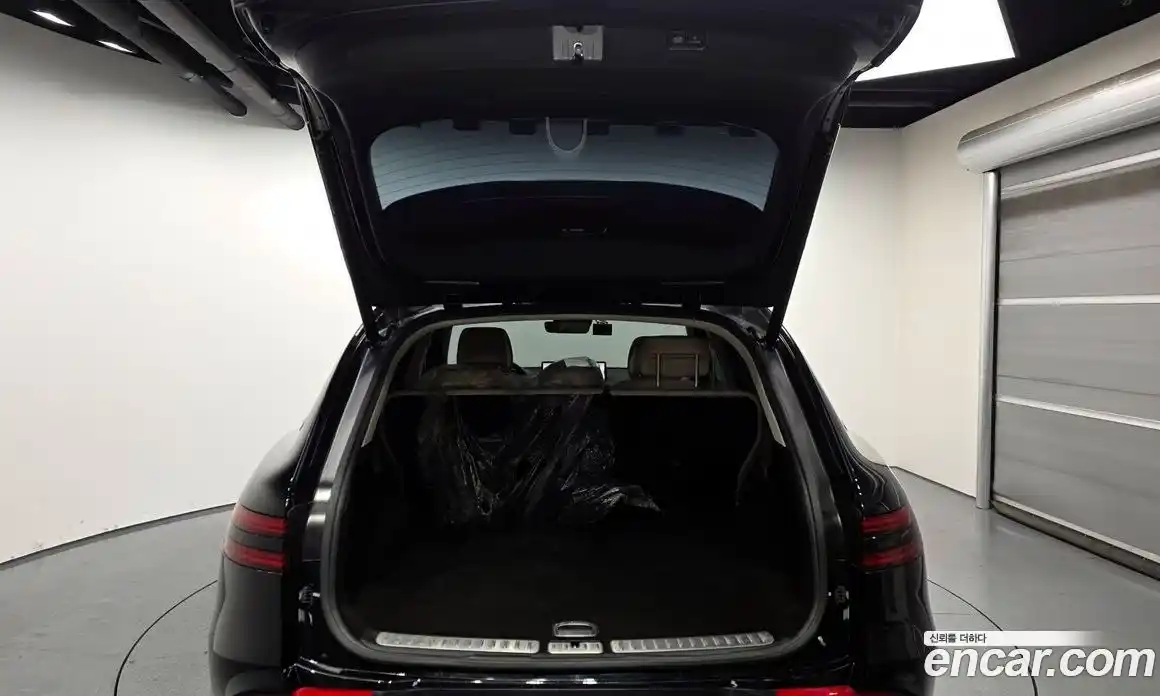 Genesis GV70 2023 2.5 Автомат в Москве № 12931, фото 20